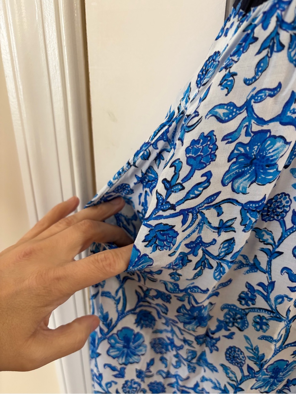 TOMMY BAHAMA Woodblock  Ruffle Dress - Size S - Picture 7 of 7